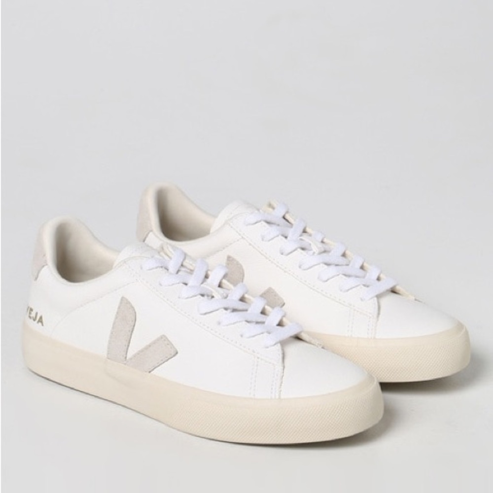 Veja Women’s White Matcha Campo Chormefree Leather Low Sneakers Size 8